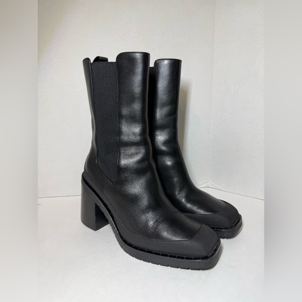 Tory Burch Womens Expedition Black Chelsea Boots Size 9.5